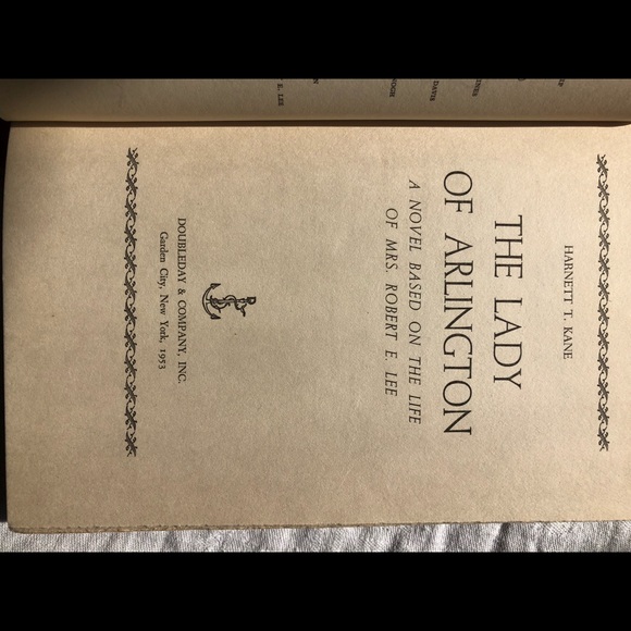 The Lady of Arlington 1953 edition - Picture 4 of 8